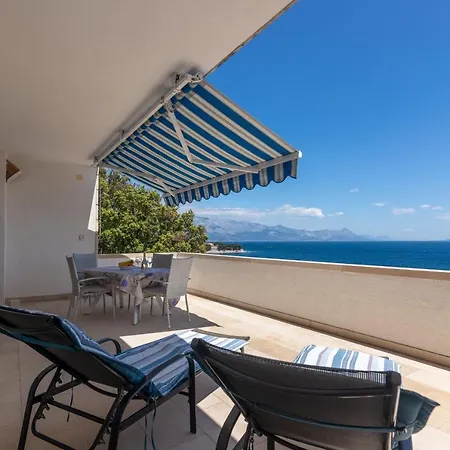 By The Sea Puntinak, Brac - 718 Apartment *