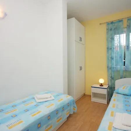Apartment By The Sea Puntinak, Brac - 718 Selca (Brac)