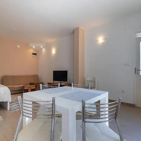 By The Sea Puntinak, Brac - 718 Apartment *
