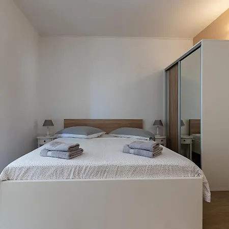 Apartman By The Sea Puntinak, Brac - 718 *