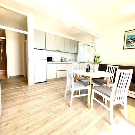 By The Sea Puntinak, Brac - 718 * Selca (Brac)