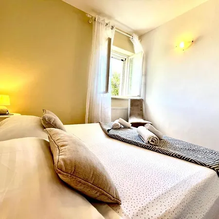 By The Sea Puntinak, Brac - 718 Apartment