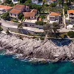 Apartamento By The Sea Puntinak, Brac - 718