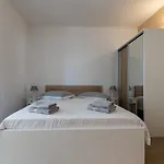 Apartamento By The Sea Puntinak, Brac - 718 *